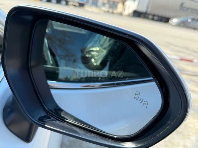 Toyota Camry-14