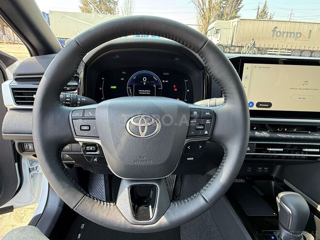 Toyota Camry-20