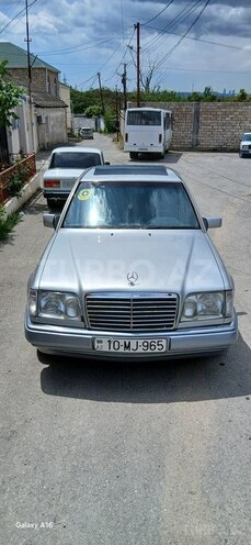 Mercedes E 220 1994, 450,000 km - 2.2 л - Bakı