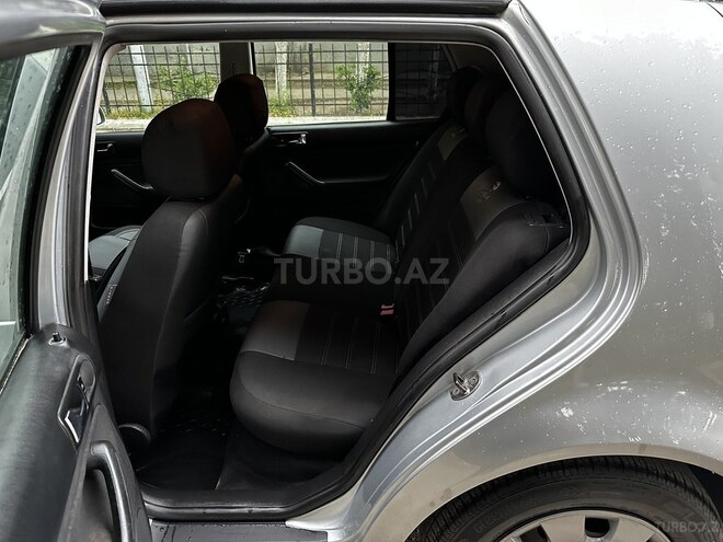 Volkswagen Golf 2005, 110,000 km - 2.0 l - Sumqayıt