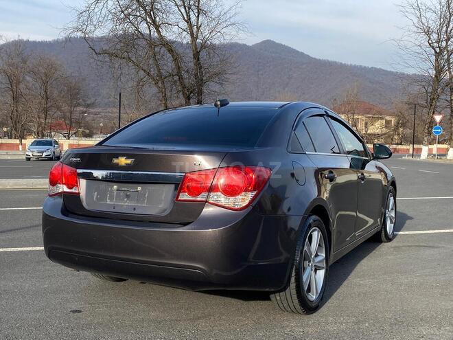 Chevrolet Cruze 2015, 220,408 km - 1.4 л - Zaqatala