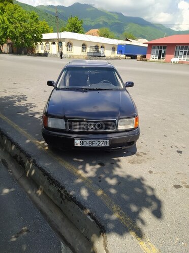 Audi  1991, 300,000 km - 2.3 l - Qax