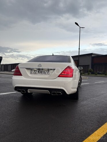 Mercedes S 350 2006, 299,000 km - 3.5 l - Bakı