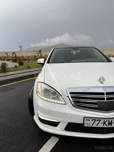 Mercedes S 350 2006, 299,000 km - 3.5 l - Bakı