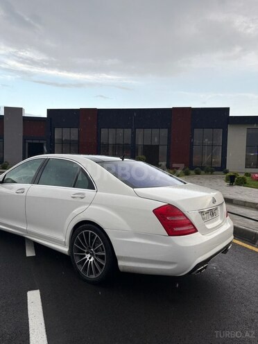 Mercedes S 350 2006, 299,000 km - 3.5 l - Bakı