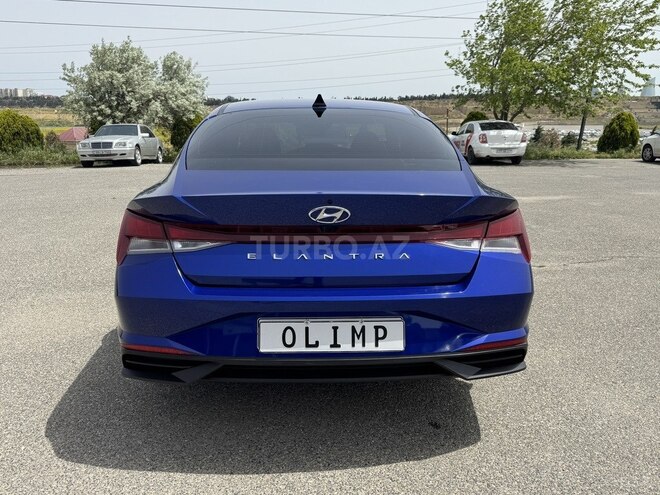 Hyundai Elantra-5