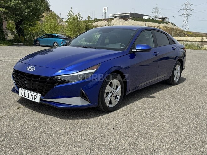 Hyundai Elantra-2