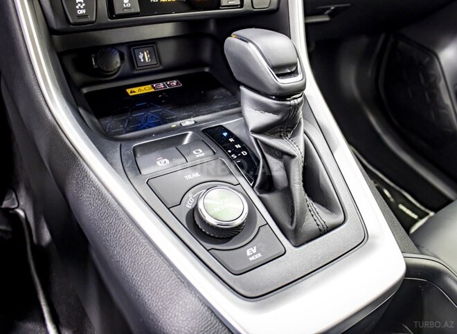 Toyota RAV4 2025, 0 km - 2.5 l - Bakı