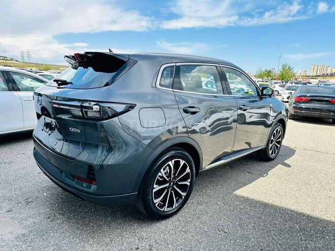 Changan Qiyuan Q05-8