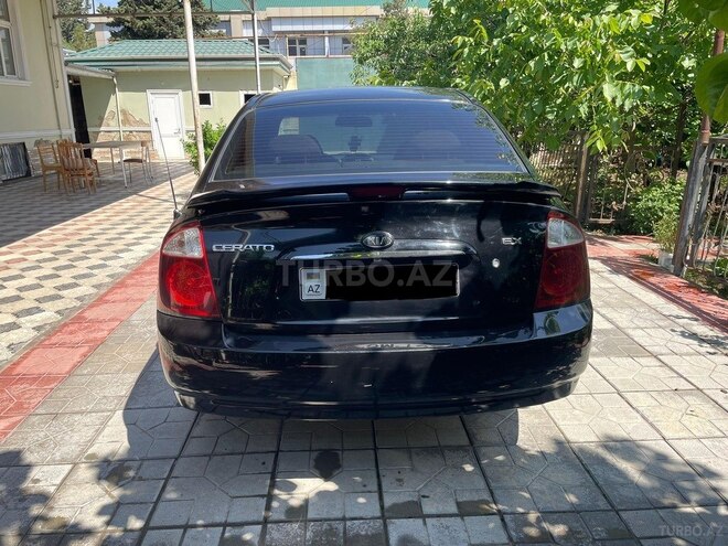 Kia Cerato 2006, 300,000 km - 1.6 l - Şirvan