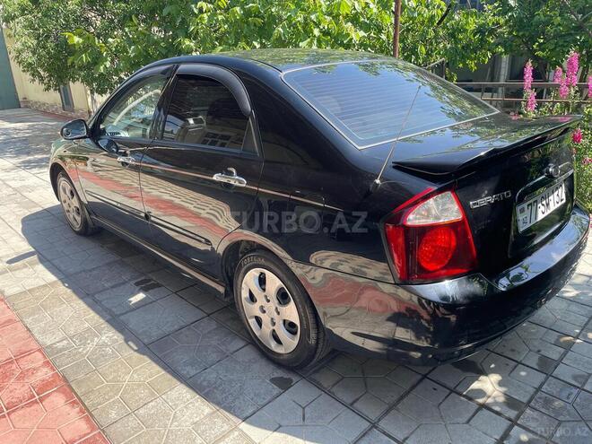 Kia Cerato 2006, 300,000 km - 1.6 l - Şirvan