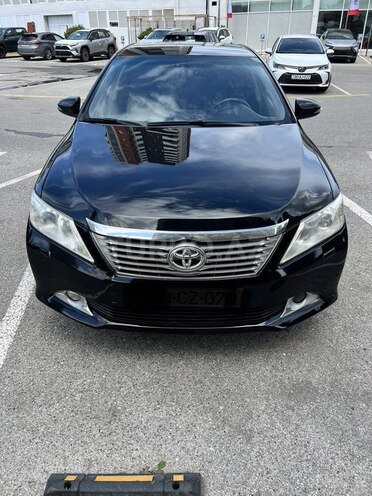Toyota Camry-1
