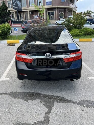 Toyota Camry-2
