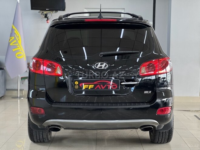 Hyundai Santa Fe-6