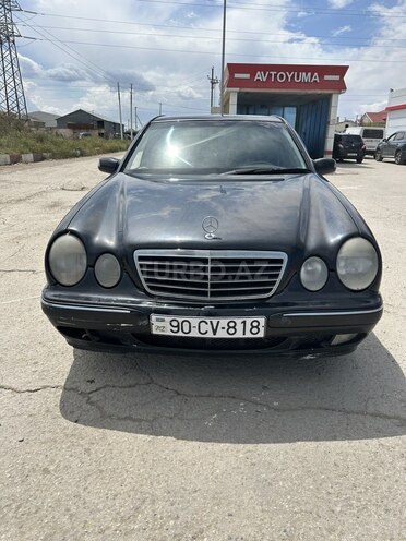 Mercedes E 320 4MATIC 2001, 432,000 km - 3.2 l - Bakı