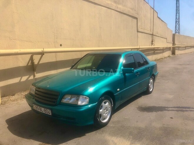 Mercedes C 200 2000, 421,000 km - 2.0 л - Bakı