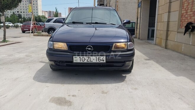 Opel Astra 1996, 320,000 km - 1.6 l - Bakı