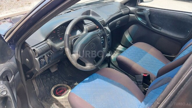 Opel Astra 1996, 320,000 km - 1.6 l - Bakı