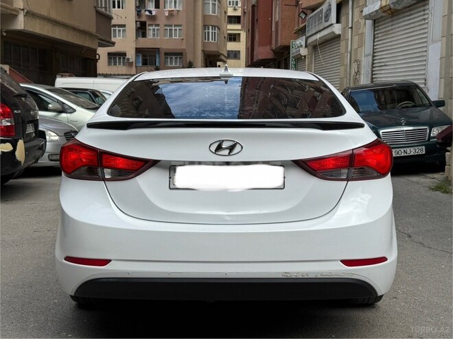 Hyundai Elantra 2015, 195,500 km - 1.8 l - Bakı