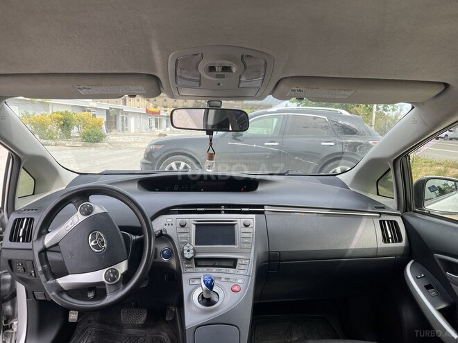 Toyota Prius 2014, 380,000 km - 1.8 л - Bakı