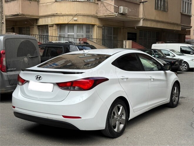 Hyundai Elantra 2015, 195,500 km - 1.8 l - Bakı