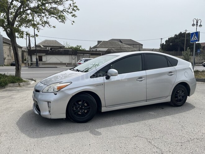 Toyota Prius 2014, 380,000 km - 1.8 л - Bakı