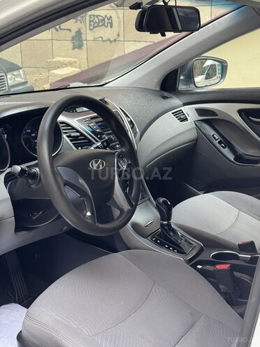 Hyundai Elantra 2015, 195,500 km - 1.8 l - Bakı