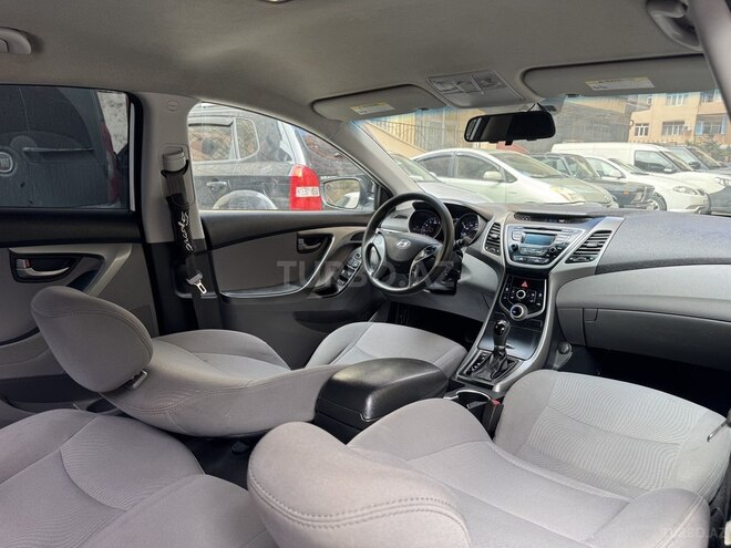 Hyundai Elantra 2015, 195,500 km - 1.8 l - Bakı