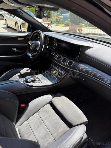 Mercedes E 250 2018, 67,900 km - 2.5 l - Bakı
