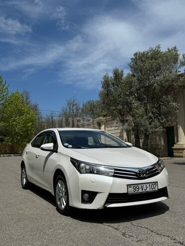 Toyota Corolla 2015, 234,036 km - 1.8 l - Bakı