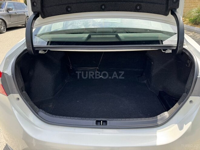 Toyota Corolla 2015, 234,036 km - 1.8 l - Bakı