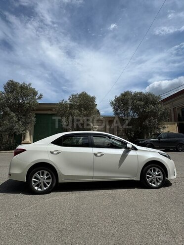 Toyota Corolla 2015, 234,036 km - 1.8 l - Bakı