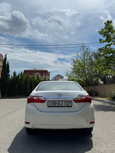 Toyota Corolla 2015, 234,036 km - 1.8 l - Bakı