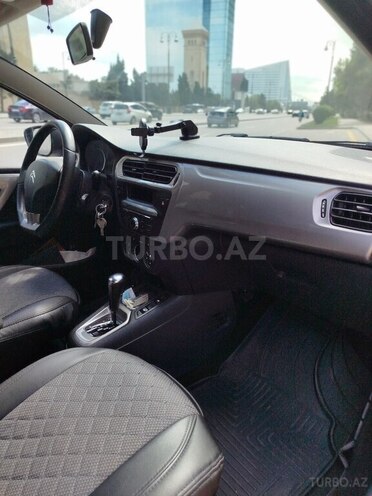 Citroen  2015, 230,000 km - 1.6 л - Bakı