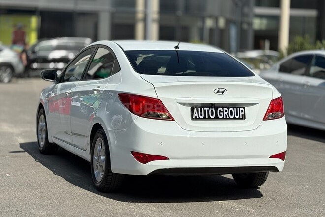 Hyundai Accent 2014, 210,000 km - 1.6 л - Bakı