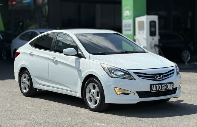 Hyundai Accent 2014, 210,000 km - 1.6 л - Bakı