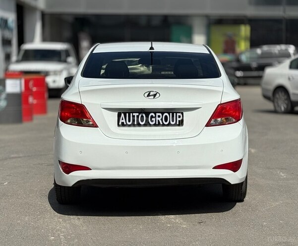 Hyundai Accent 2014, 210,000 km - 1.6 л - Bakı