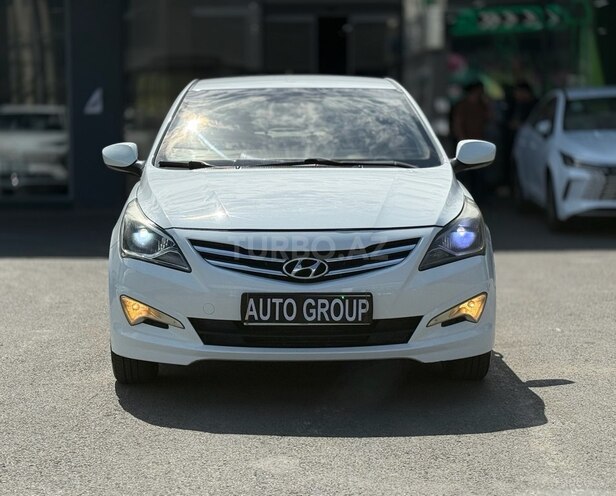 Hyundai Accent 2014, 210,000 km - 1.6 л - Bakı