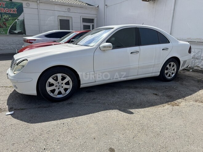 Mercedes E 220 d 2006, 520,000 km - 2.2 l - Bakı