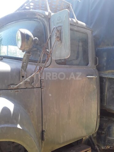 ZIL 130 1984, 150,000 km - 4.5 l - Yevlax