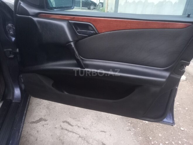 Mercedes E 200 1996, 385,000 km - 2.0 l - Bakı
