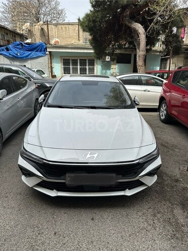 Hyundai Elantra 2024, 5,000 km - 1.6 л - Bakı