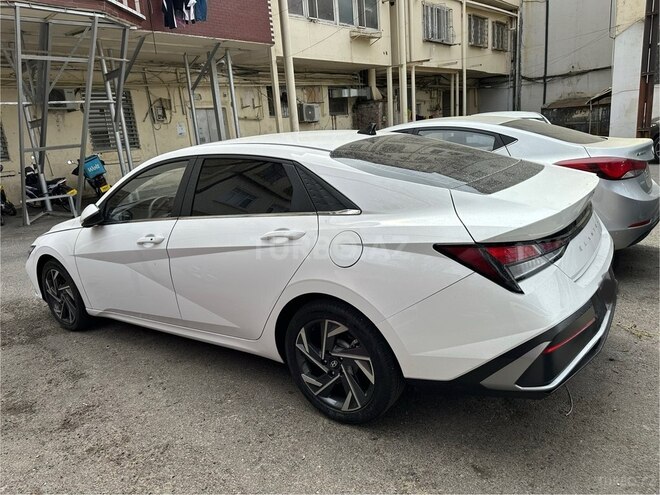 Hyundai Elantra 2024, 5,000 km - 1.6 л - Bakı