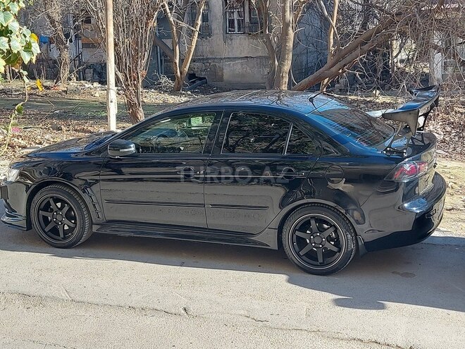 Mitsubishi Lancer 2015, 130,000 km - 2.0 л - Bakı
