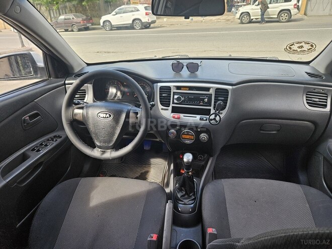 Kia Rio 2006, 325,000 km - 1.5 l - Bakı