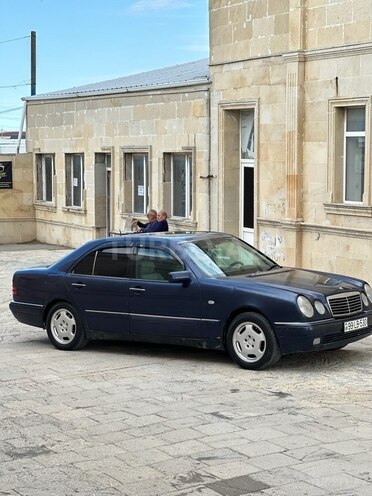 Mercedes 200 1996, 278,000 km - 2.0 l - Bakı