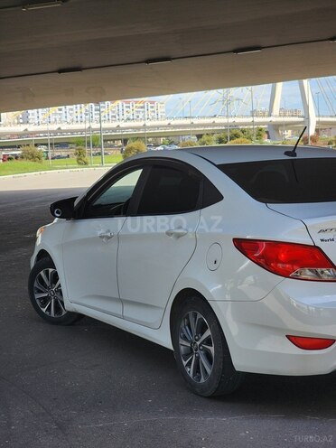 Hyundai Accent 2016, 130,000 km - 1.6 l - Bakı