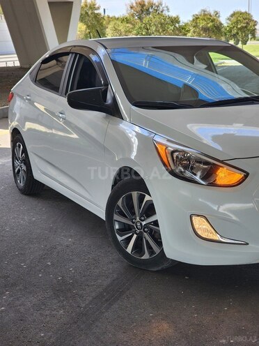 Hyundai Accent 2016, 130,000 km - 1.6 l - Bakı