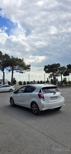 Toyota Aqua 2019, 67,300 km - 1.5 л - Bakı