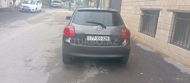 Toyota Auris 2008, 300,000 km - 1.4 l - Gəncə